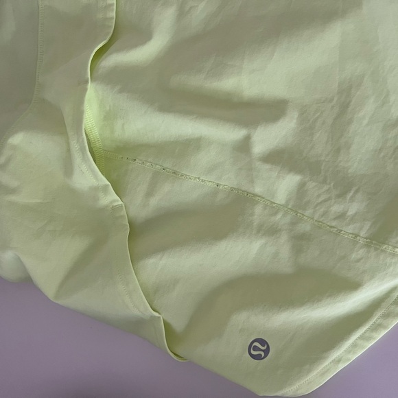 lululemon high rise speed up shorts 4” inch - Picture 2 of 4